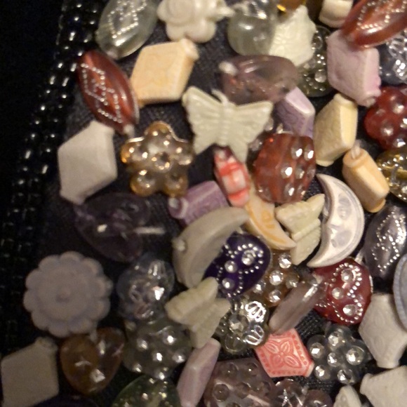 Small Beaded Draw-string Pouch - Picture 3 of 6